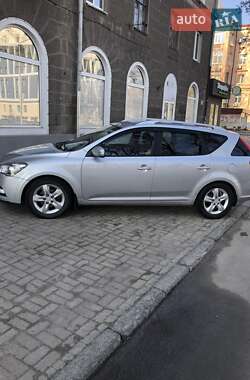 Kia Ceed  2010