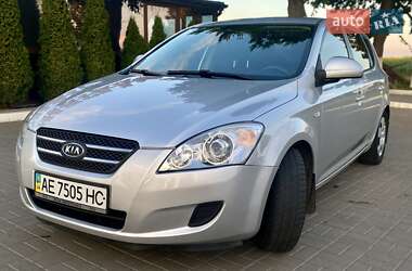 Kia Ceed  2007