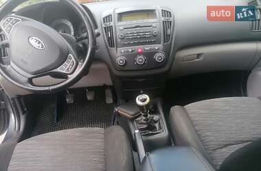 Kia Ceed  2009