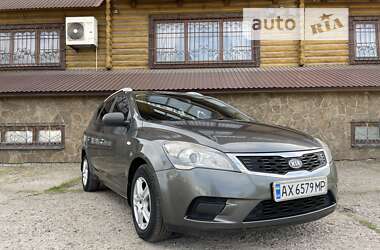 Kia Ceed  2009