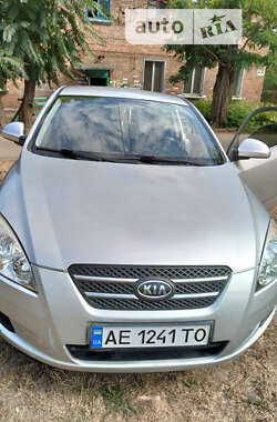 Kia Ceed  2008