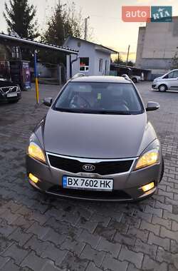 Kia Ceed  2010