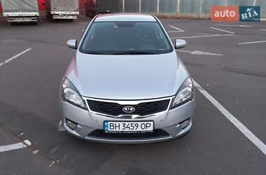 Kia Ceed  2009