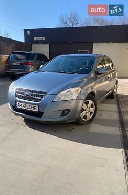 Kia Ceed  2009