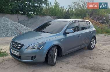 Kia Ceed  2007