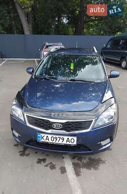 Kia Ceed  2010