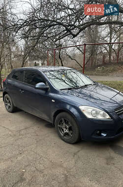 Kia Ceed  2008