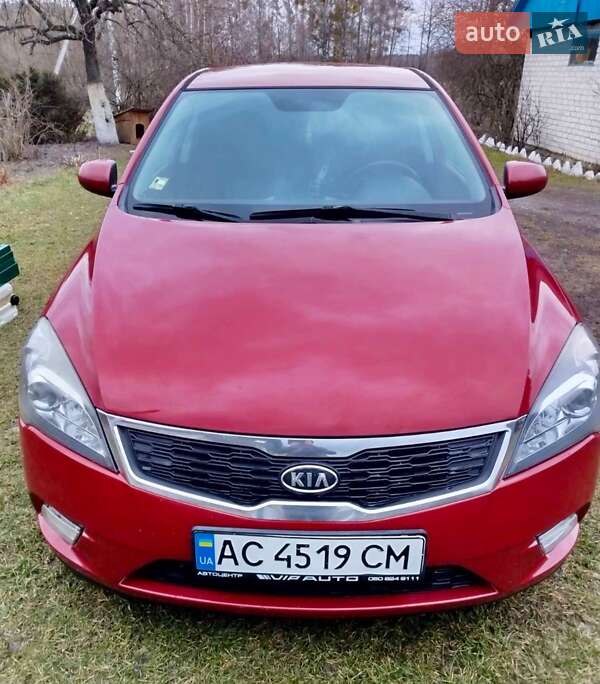 Kia Ceed 2010 года в Луцке