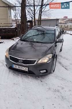 Kia Ceed  2010