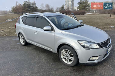 Kia Ceed  2009