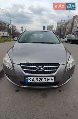 Kia Ceed  2008