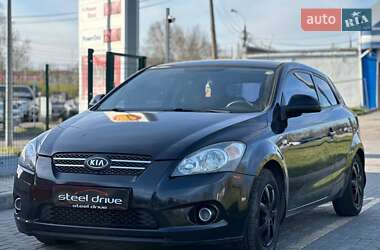 Kia Ceed  2008