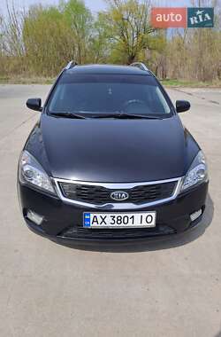 Kia Ceed  2011