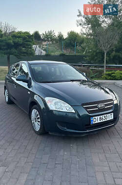 Kia Ceed  2009