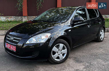 Kia Ceed  2007