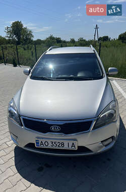 Kia Ceed 2011
