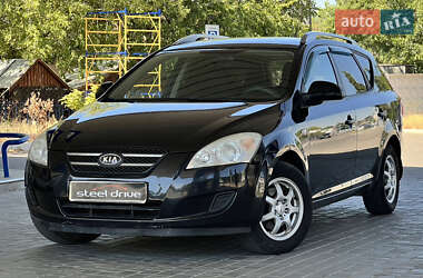 Kia Ceed  2008