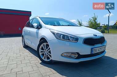 Kia Ceed  2012