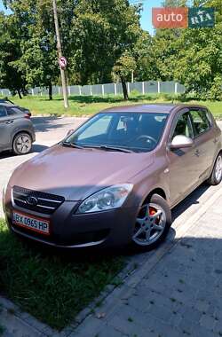 Kia Ceed  2007