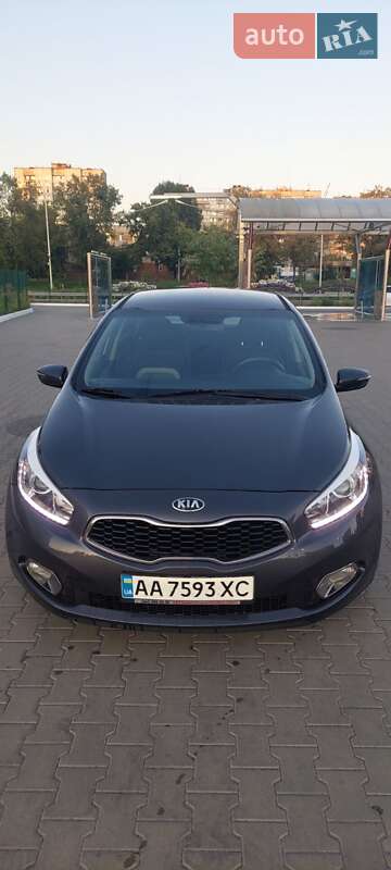 Хетчбек Kia Ceed