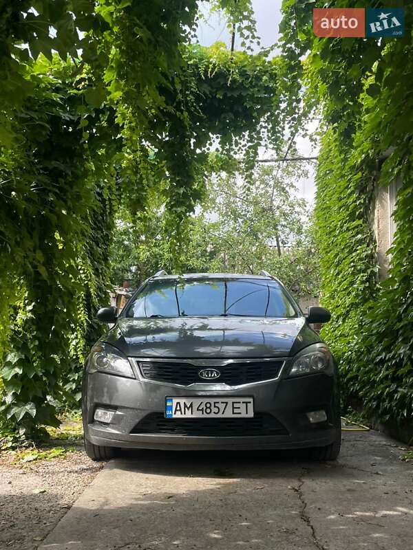 Універсал Kia Ceed