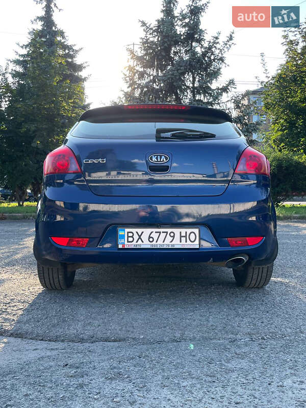 Хэтчбек Kia Ceed 2008 в Ярмолинцах