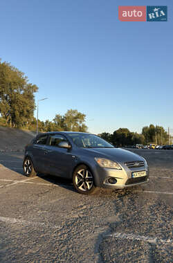Kia Ceed  2009