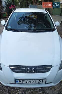 Kia Ceed  2008
