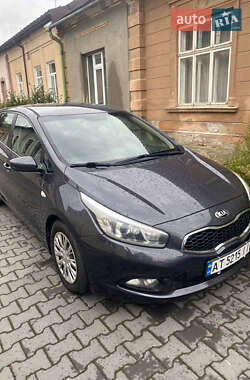 Kia Ceed  2013