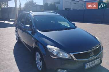 Kia Ceed  2011