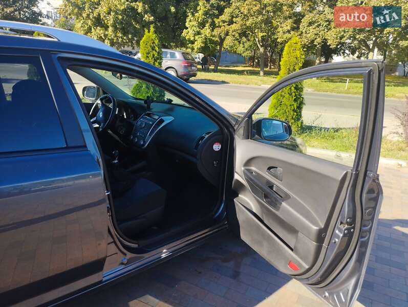 Универсал Kia Ceed 2011 в Белой Церкви