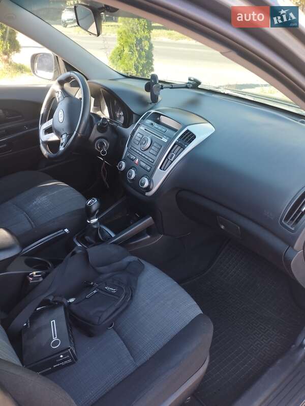 Универсал Kia Ceed 2011 в Белой Церкви