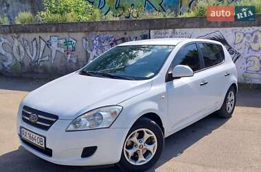 Kia Ceed  2008