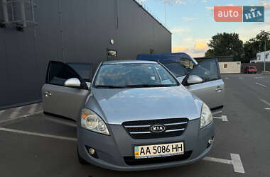 Kia Ceed  2007