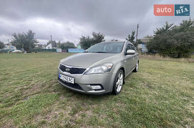 Kia Ceed  2011