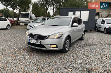 Kia Ceed  2010