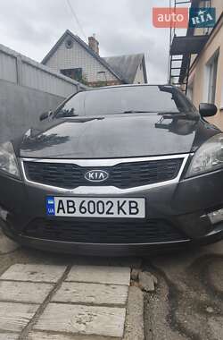 Kia Ceed  2011
