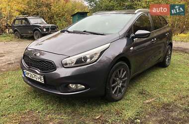 Kia Ceed  2012