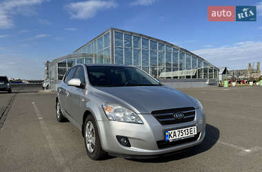 Kia Ceed  2007
