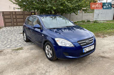 Kia Ceed  2009
