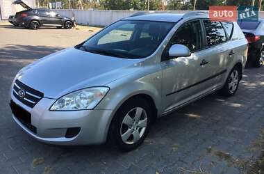 Kia Ceed  2009