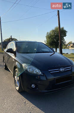 Kia Ceed  2008