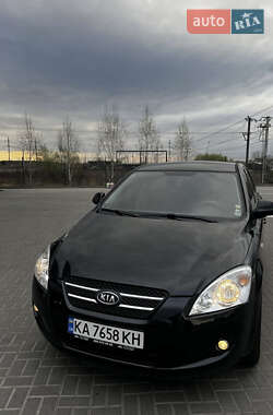 Kia Ceed  2007