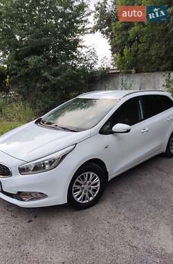 Kia Ceed  2015