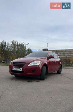 Kia Ceed  2008