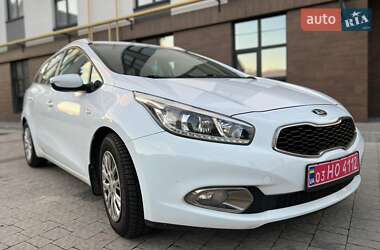 Kia Ceed  2015