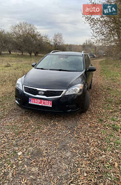 Kia Ceed  2010