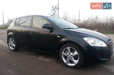 Kia Ceed  2007