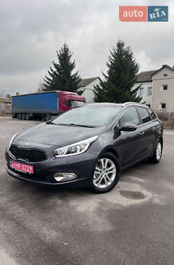 Kia Ceed  2014
