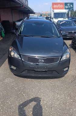 Kia Ceed  2010
